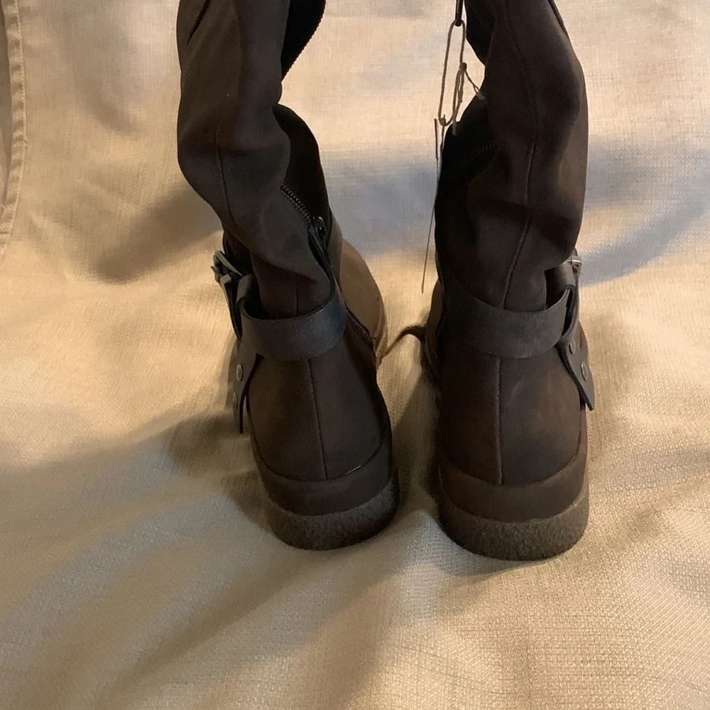 Cliffs by White Mountain Merridan Boots